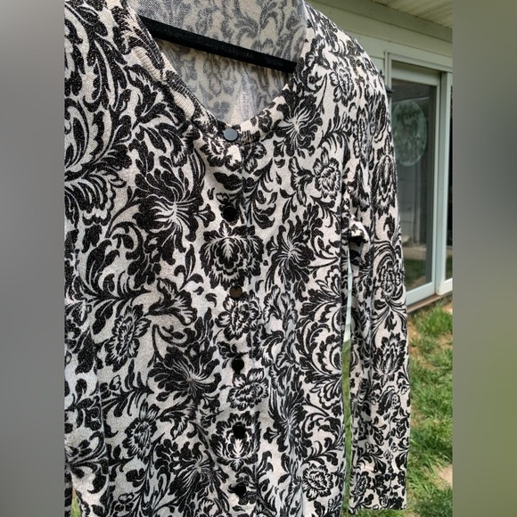 Talbots medium Black Cream Floral Shimmer Gold Women’s Cardigan Sweater - Picture 7 of 7